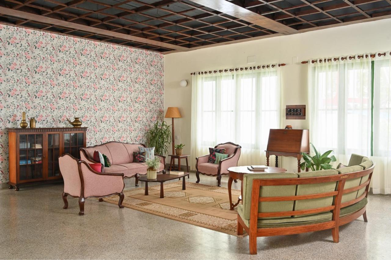The Sacred Lotus Ayurveda Wellness Retreat Otel Kochi Dış mekan fotoğraf
