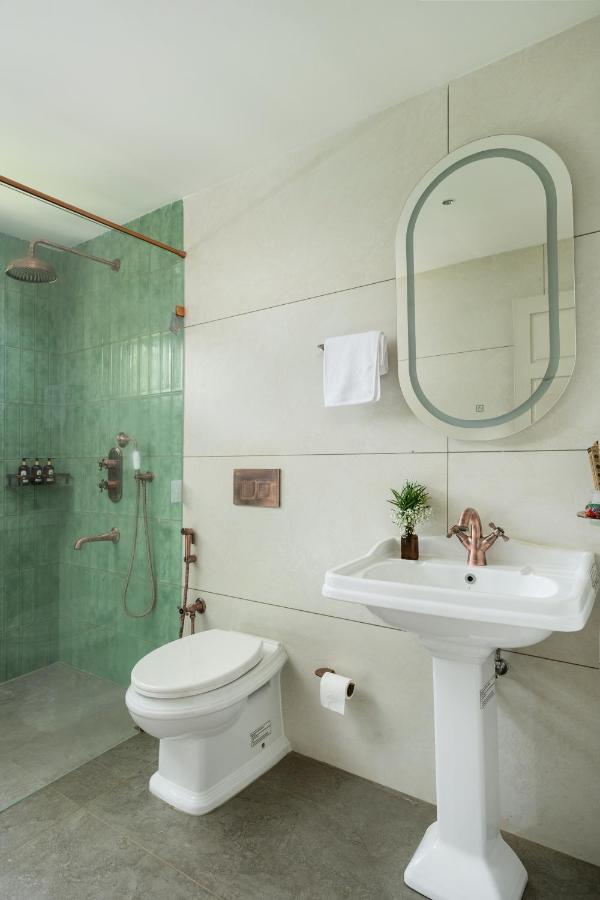 The Sacred Lotus Ayurveda Wellness Retreat Otel Kochi Dış mekan fotoğraf