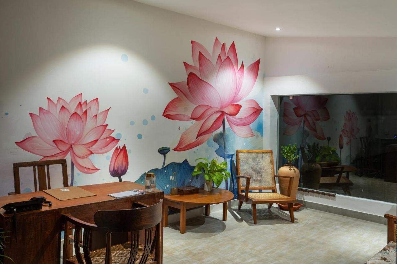 The Sacred Lotus Ayurveda Wellness Retreat Otel Kochi Dış mekan fotoğraf